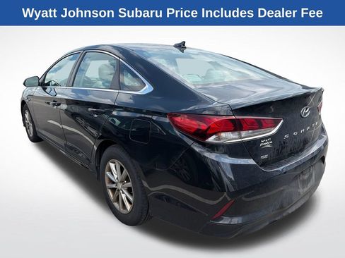 Used 2019 Hyundai Sonata SE FWD image 2