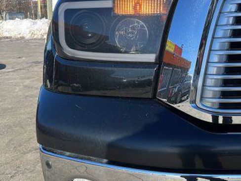 Used 2011 Toyota Tundra Limited w/ Platinum Pkg image 5