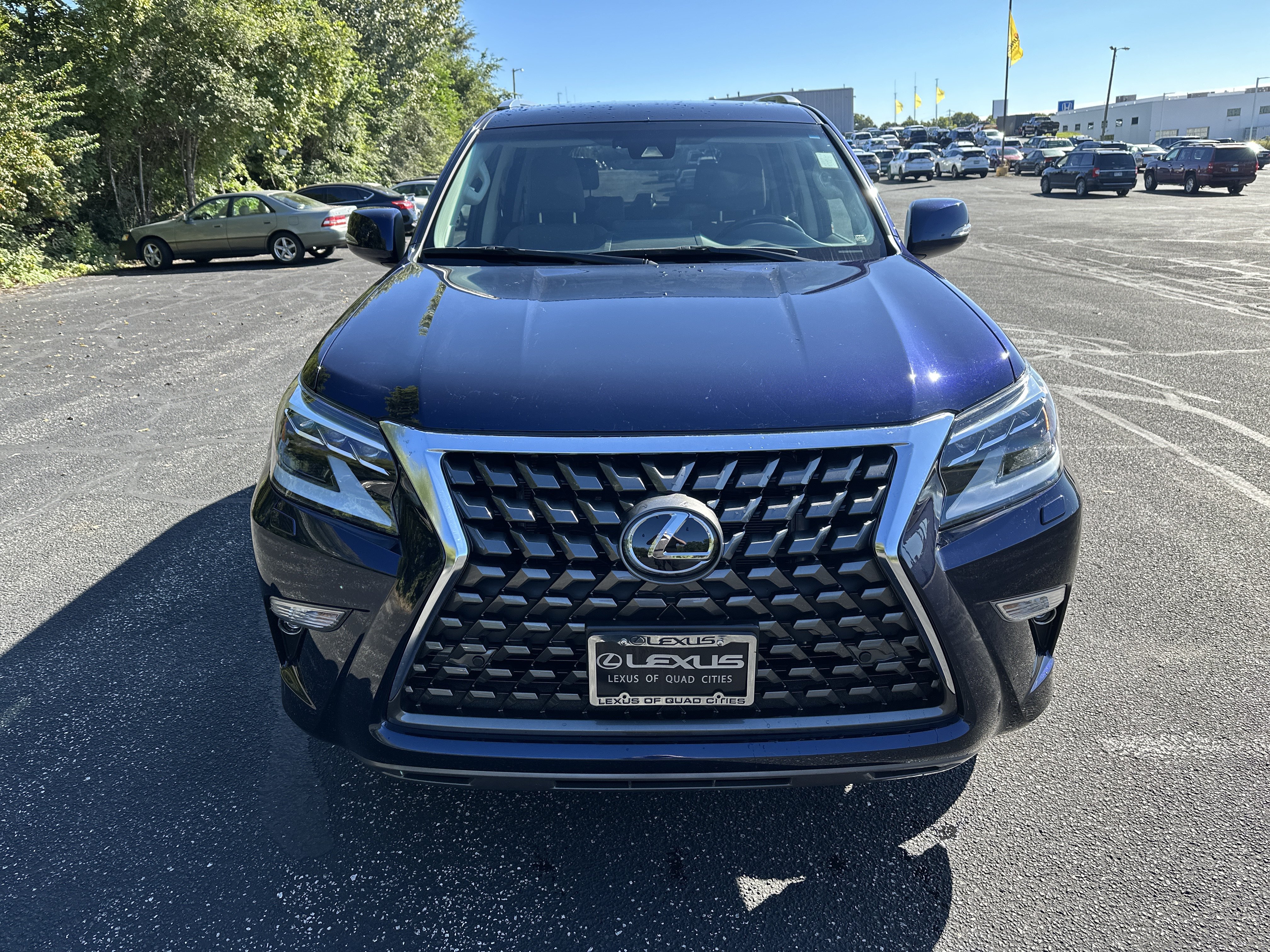 Used 2023 Lexus GX 460 Premium AWD/4WD image 2