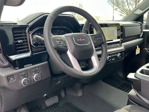New 2026 GMC Sierra 2500 SLE AWD/4WD image 11