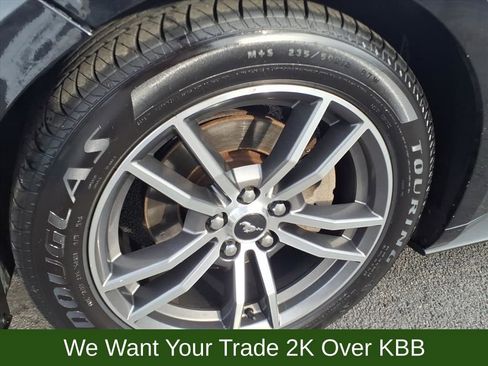 Used 2017 Ford Mustang Premium image 30