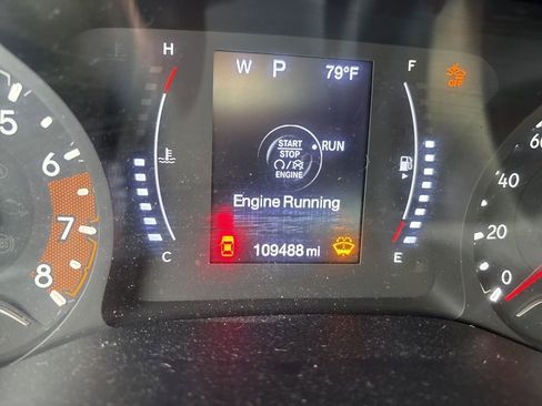 Used 2022 Jeep Compass Latitude AWD/4WD image 3