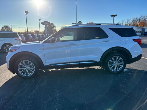 Used 2023 Ford Explorer Limited w/ Limited Technology Package image 4