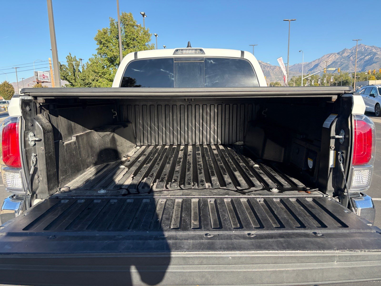 Certified 2023 Toyota Tacoma TRD Off-Road AWD/4WD image 26