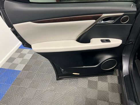 Used 2022 Lexus RX 350 FWD w/ Premium Package image 9