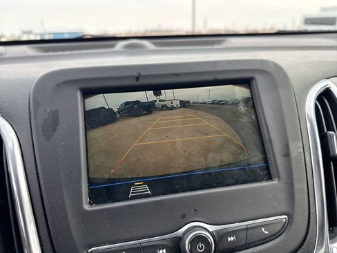 Used 2019 Chevrolet Equinox LT image 19