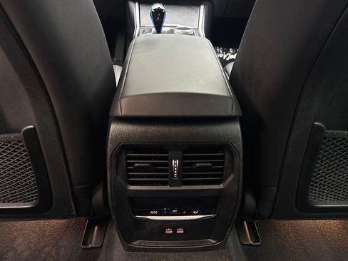 Used 2023 BMW i4 eDrive40 RWD image 71