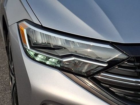 Certified 2023 Volkswagen Jetta Sport FWD image 12