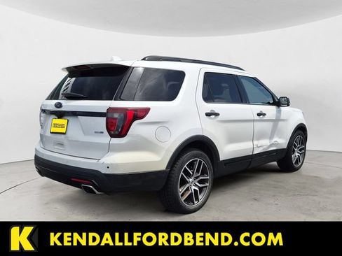 Used 2017 Ford Explorer Sport AWD/4WD image 5