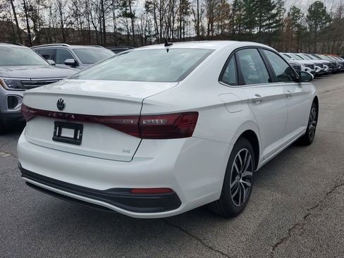 New 2026 Volkswagen Jetta SE image 6