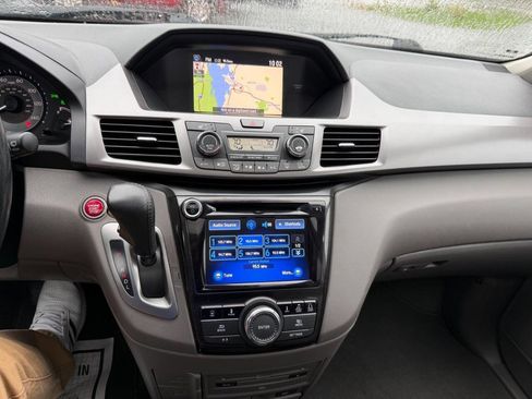 Used 2017 Honda Odyssey Touring image 23