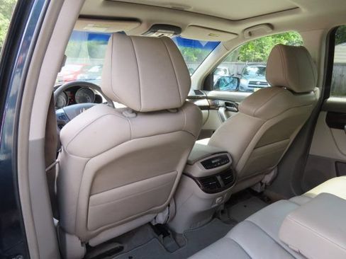 Used 2010 Acura MDX w/ Technology Package AWD/4WD image 16
