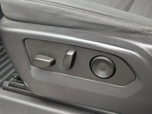 Used 2022 GMC Sierra 1500 Elevation image 28