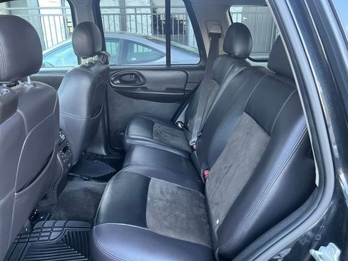 Used 2008 Chevrolet TrailBlazer SS image 23