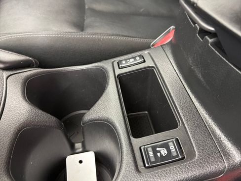 Used 2018 Nissan Rogue SL AWD/4WD image 18