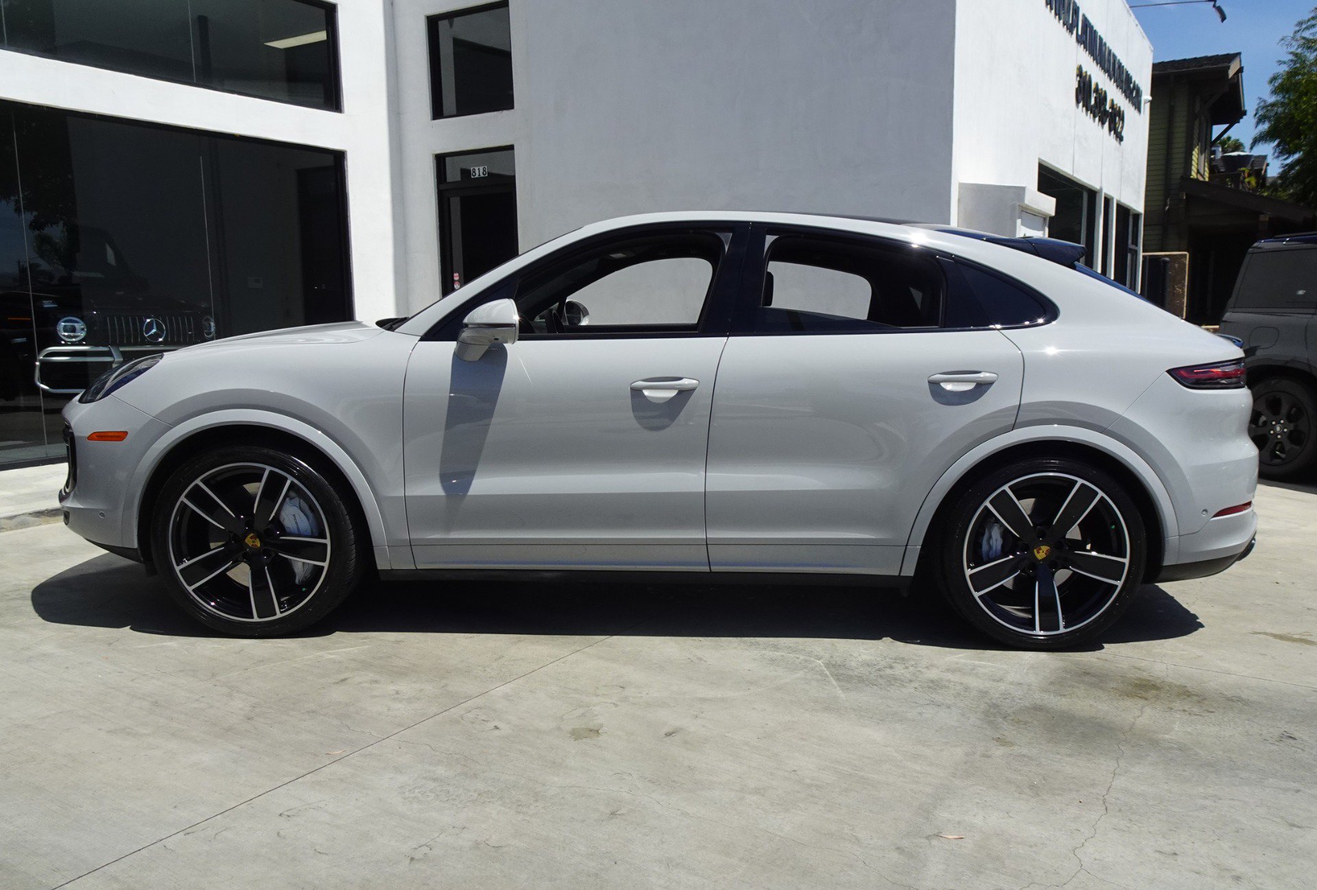 Used 2023 Porsche Cayenne Turbo w/ Premium Package Plus (PI3) AWD/4WD image 5