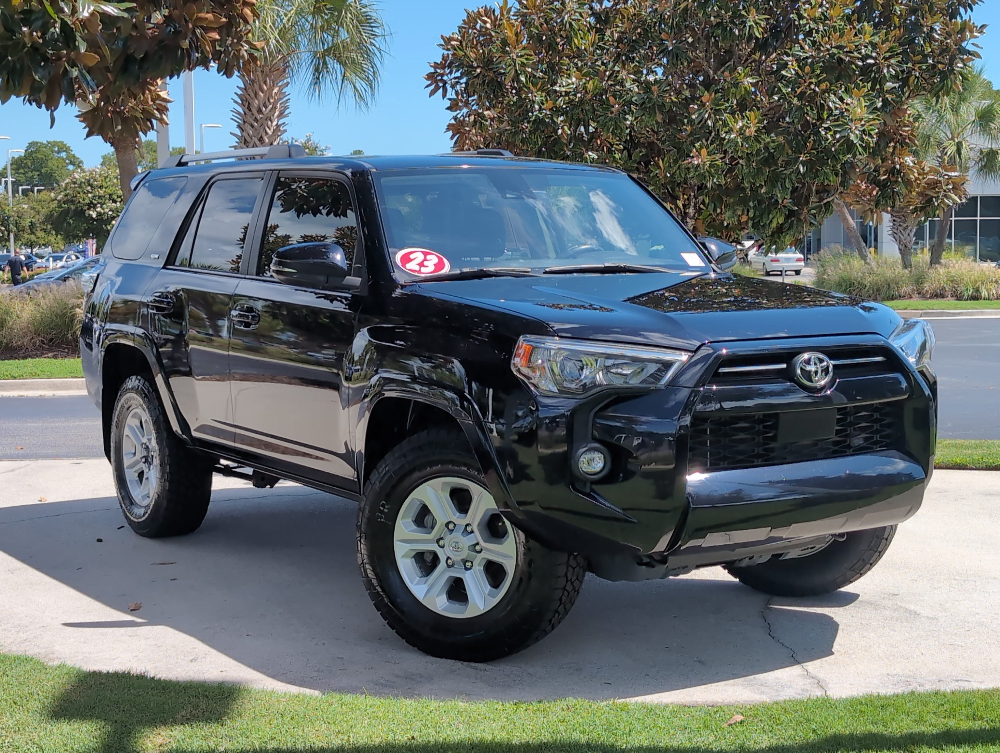 Certified 2023 Toyota 4Runner SR5 Premium w/ Moonroof Package RWD image 2