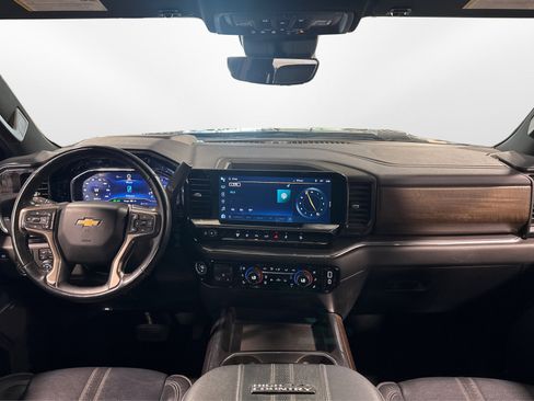 Used 2024 Chevrolet Silverado 3500 High Country w/ High Country Premium Package image 24