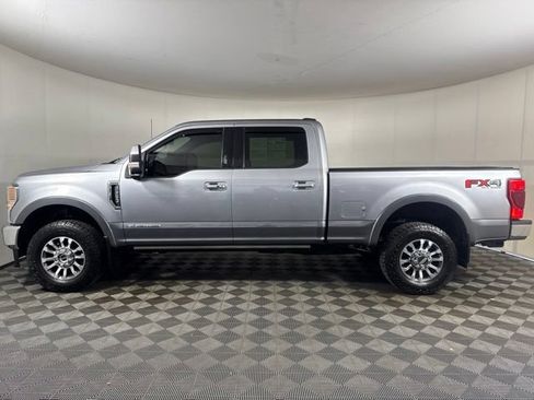 Certified 2022 Ford F250 Lariat w/ Lariat Ultimate Package AWD/4WD image 7