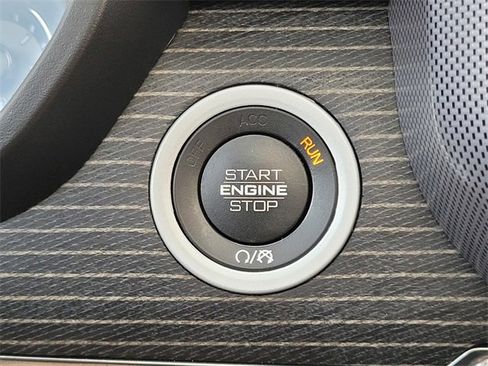 Used 2020 RAM 1500 Limited image 25