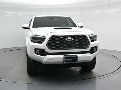 Used 2022 Toyota Tacoma TRD Sport image 51