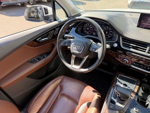 Used 2018 Audi Q7 3.0T Premium Plus w/ Premium Plus Package AWD/4WD image 6