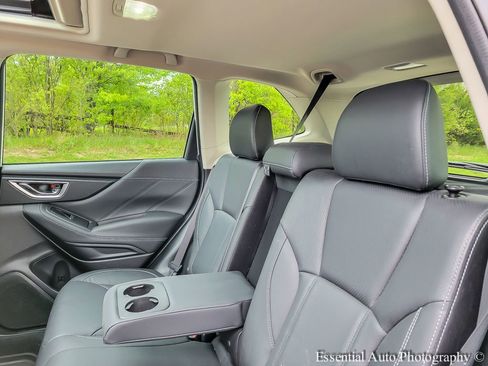 Used 2021 Subaru Forester Limited AWD/4WD image 11