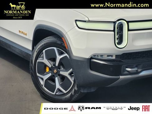 Used 2022 Rivian R1T Adventure AWD/4WD image 3