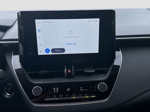 Used 2025 Toyota Corolla LE w/ Convenience Package image 12