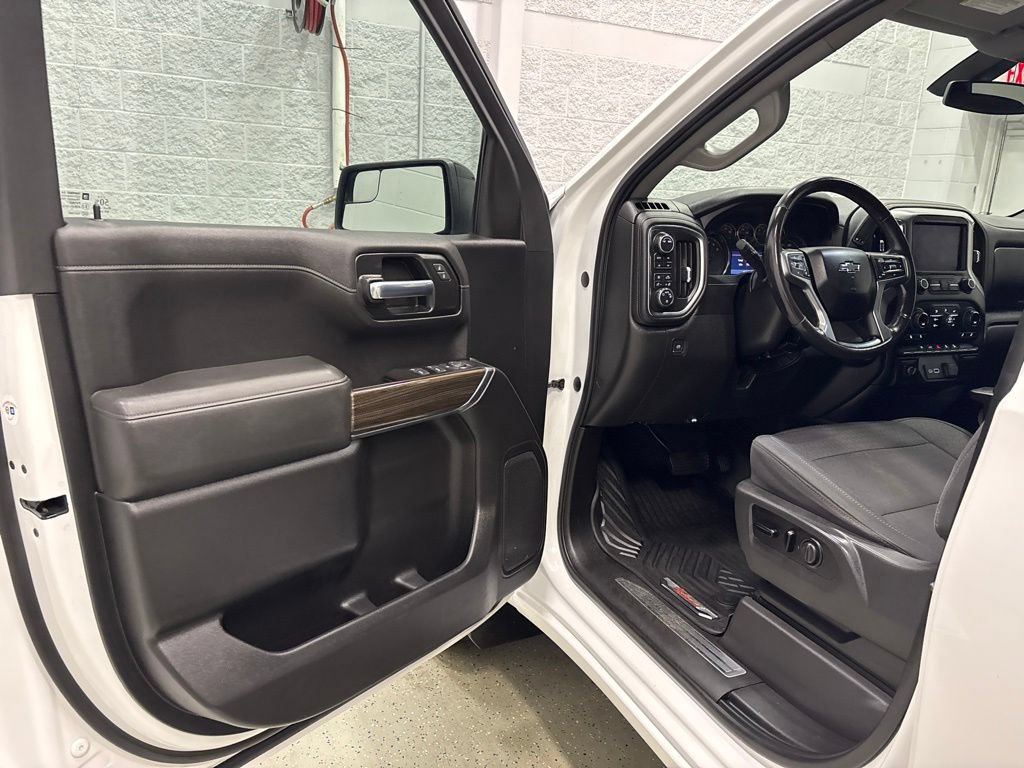 Used 2020 Chevrolet Silverado 1500 RST w/ All-Star Edition AWD/4WD image 14