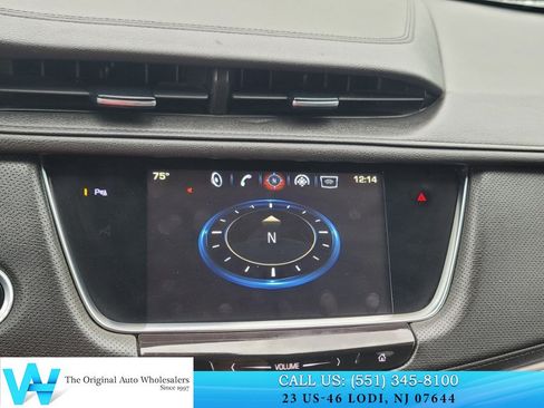 Used 2018 Cadillac XT5 Luxury w/ Driver Awareness Package FWD image 18