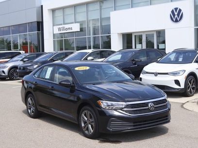 Used 2022 Volkswagen Jetta SE