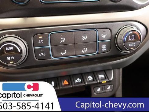 Used 2022 Chevrolet Colorado Z71 w/ Z71 Midnight Edition AWD/4WD image 26