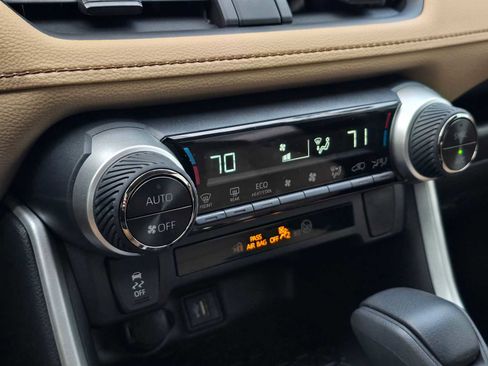 Certified 2025 Toyota RAV4 XLE image 15