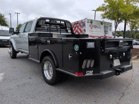 New 2026 RAM 4500 4x4 Crew Cab DRW w/ Laramie Trim Package image 6
