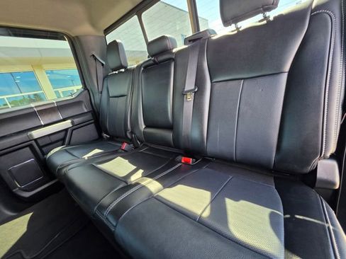 Used 2020 Ford F350 Lariat w/ Lariat Value Package AWD/4WD image 17