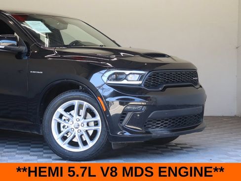 Used 2022 Dodge Durango R/T RWD image 4