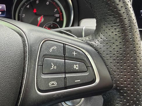 Used 2019 Mercedes-Benz GLA 250 4MATIC image 15