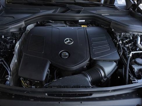 Certified 2026 Mercedes-Benz GLC 300 image 35