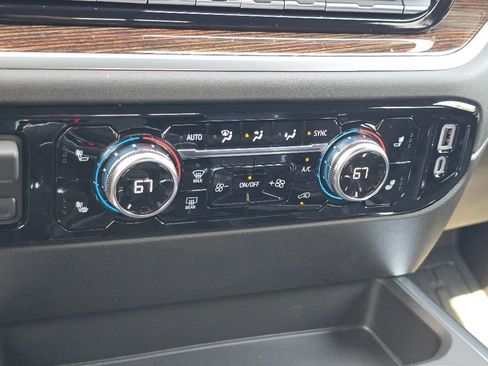 New 2026 GMC Sierra 1500 Elevation w/ Elevation Premium Package image 11