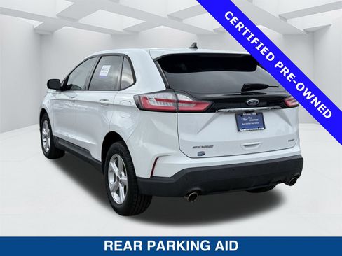 Certified 2020 Ford Edge SE image 6