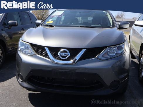 Used 2017 Nissan Rogue Sport S w/ S Appearance Package image 12