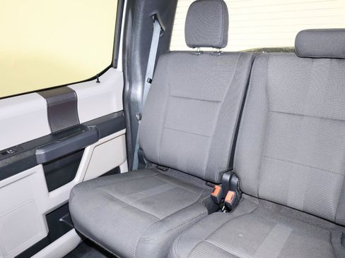 Used 2019 Ford F150 XL w/ Equipment Group 101A Mid AWD/4WD image 12