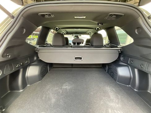 Used 2026 Subaru Forester Premium AWD/4WD image 22