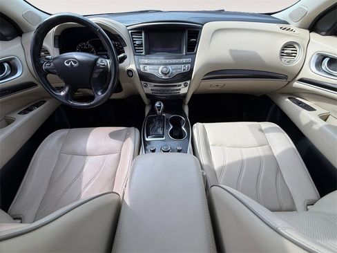 Used 2019 INFINITI QX60 Luxe w/ Essential Package image 12