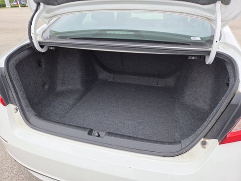 Used 2019 Honda Accord EX image 18