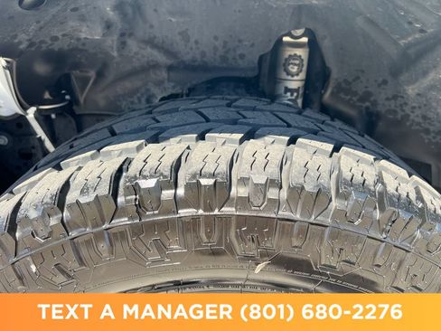 Used 2023 Jeep Wrangler Unlimited Sahara w/ Cold Weather Group AWD/4WD image 27