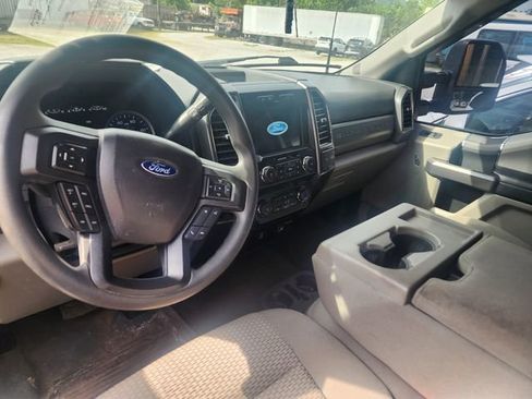 Used 2022 Ford F250 XLT w/ XLT Value Package AWD/4WD image 12