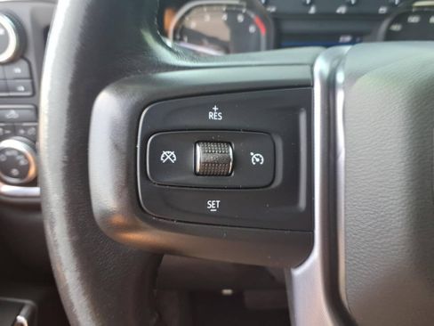 Used 2019 GMC Sierra 1500 SLE w/ X31 Off-Road Package AWD/4WD image 11