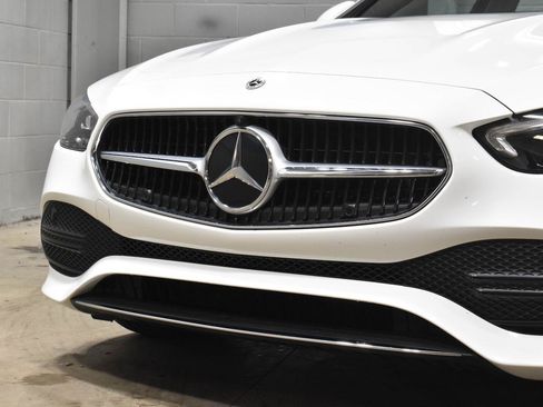 Used 2023 Mercedes-Benz C 300 4MATIC Sedan image 28